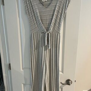 Caution To The Wind Textured Gray Top
